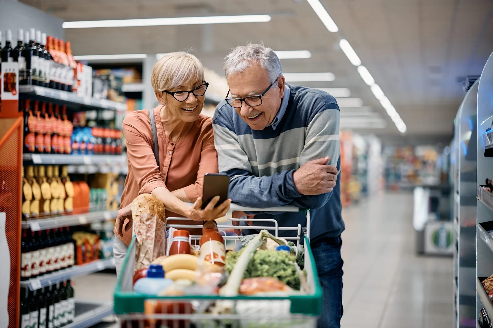 Retail Shop Loyalty Program: How to Turn Browsers Into Buyers Who Keep Coming Back